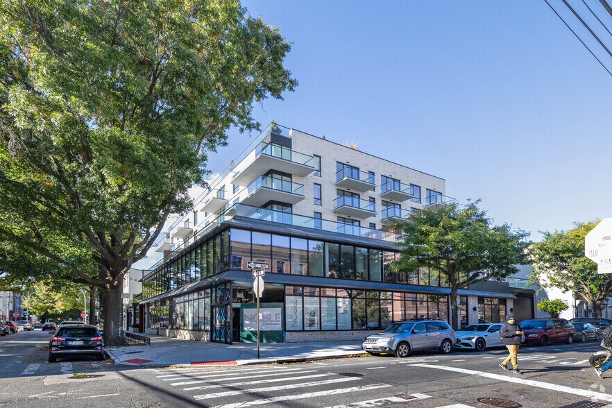 More Photos Of 27-09 40th Ave, Long Island City Apartments For Lease