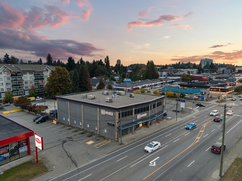 More Photos Of 33386 S Fraser Way, Abbotsford Freestanding For Sale