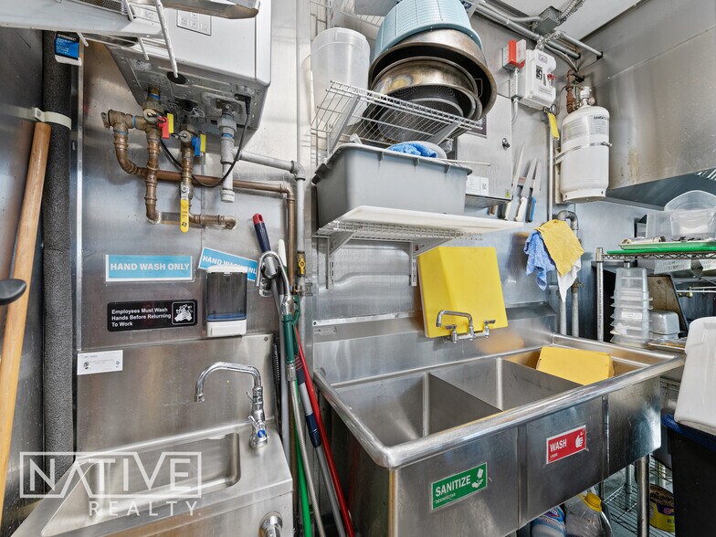 More Photos Of 849 Seabreeze Blvd, Fort Lauderdale Restaurant For Lease