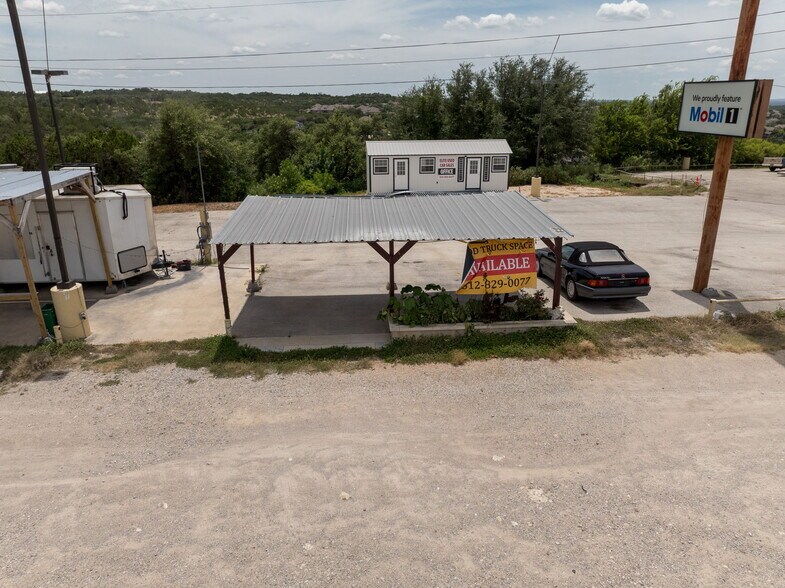More Photos Of 21601 State Highway 71 W, Spicewood Land For Lease