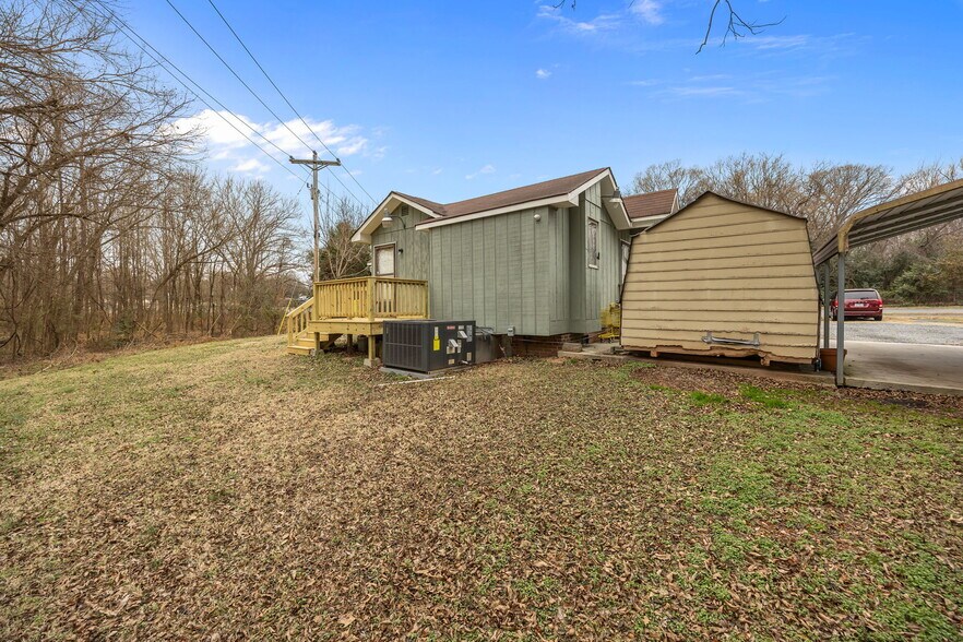 More Photos Of 710 US Highway 52 Highway N, Albemarle Office For Sale