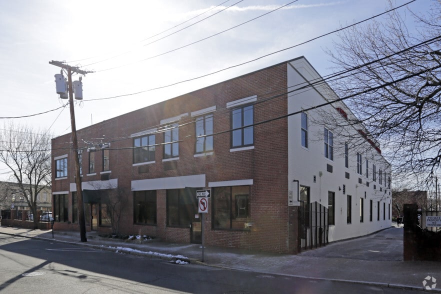 More Photos Of 32 Haviland St, Norwalk Office For Sale