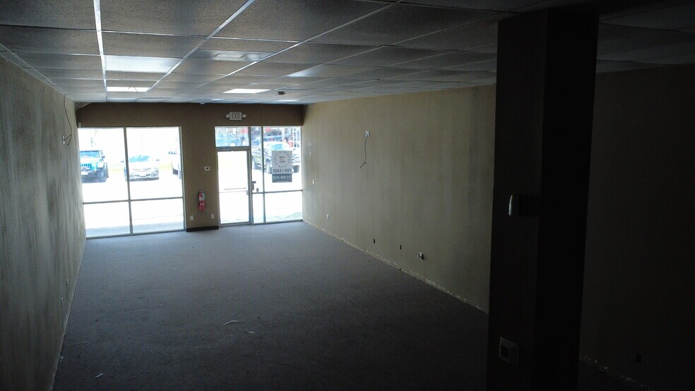 More Photos Of 173 Tovera Rd, Alvin Unknown For Lease