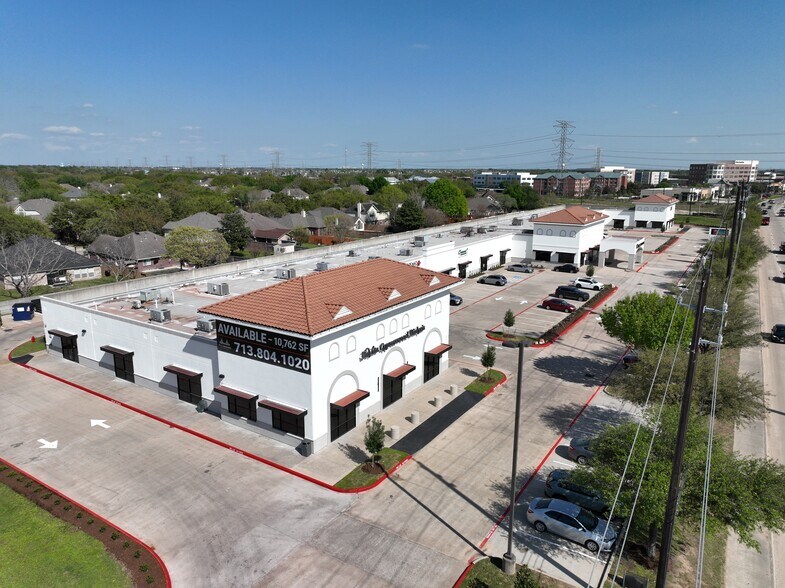 More Photos Of 20320 Northwest Fwy, Houston Medical For Lease