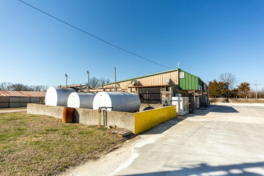 More Photos Of 784 E State Highway 215, Dadeville Self Storage For Sale