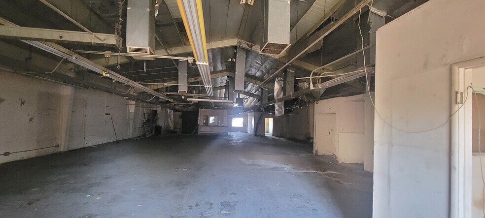 More Photos Of 5454 Alhambra Ave, Los Angeles Warehouse For Sale