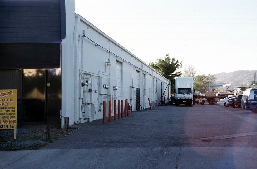 More Photos Of 9533-9551 Cozycroft Ave, Chatsworth Warehouse For Sale