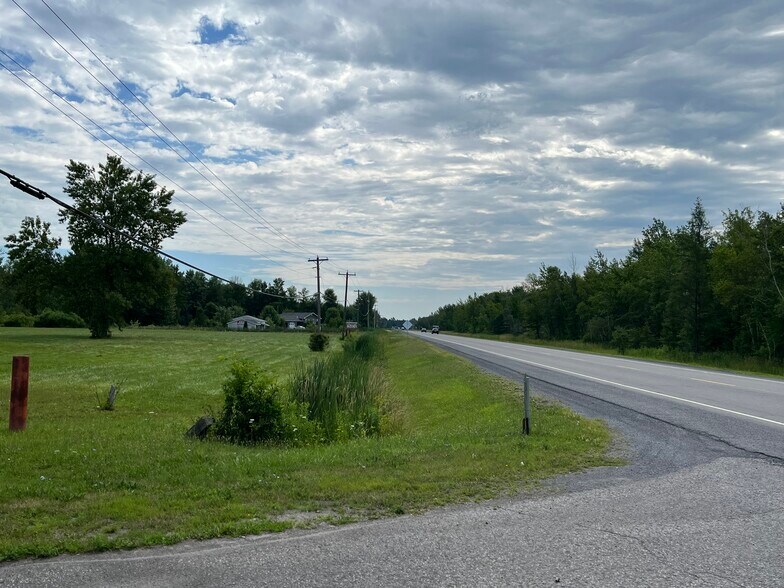 More Photos Of 13373 County Road 2, Morrisburg Distribution For Lease