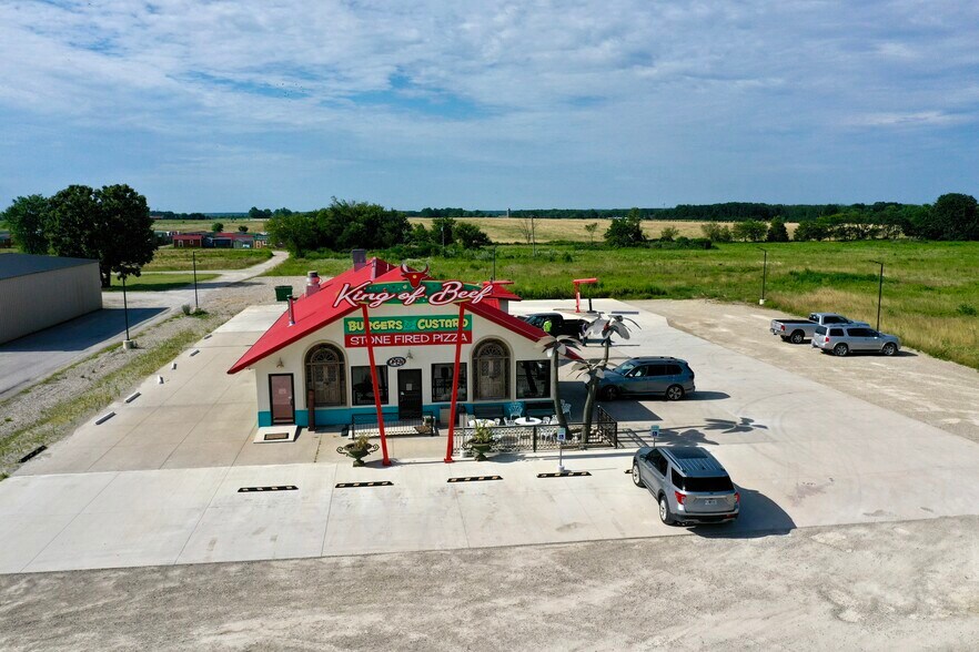 More Photos Of 37 Enterprise Dr, Seymour General Retail For Sale