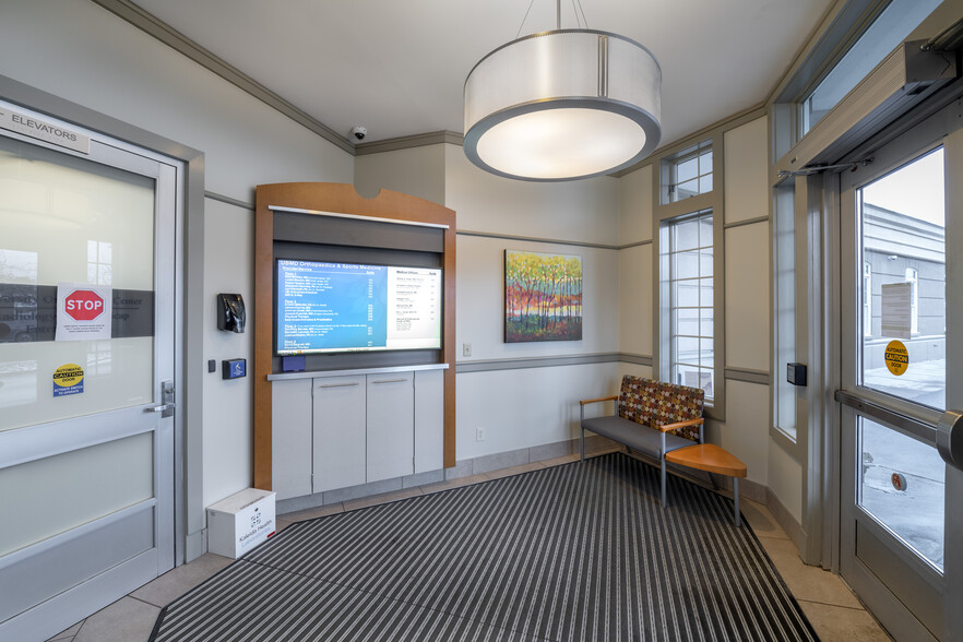 More Photos Of 4949 Harlem Rd, Buffalo Medical For Lease