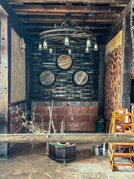 More Photos Of 17381 Tomball Pky, Houston Restaurant For Sale