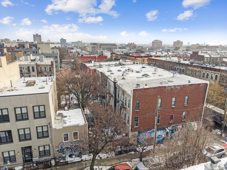 More Photos Of 171 Irving Ave, Brooklyn Apartments For Sale