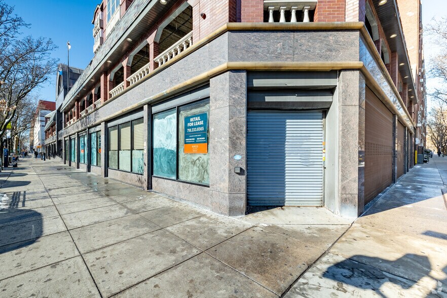 More Photos Of 82-11 37th Ave, Jackson Heights Office For Lease