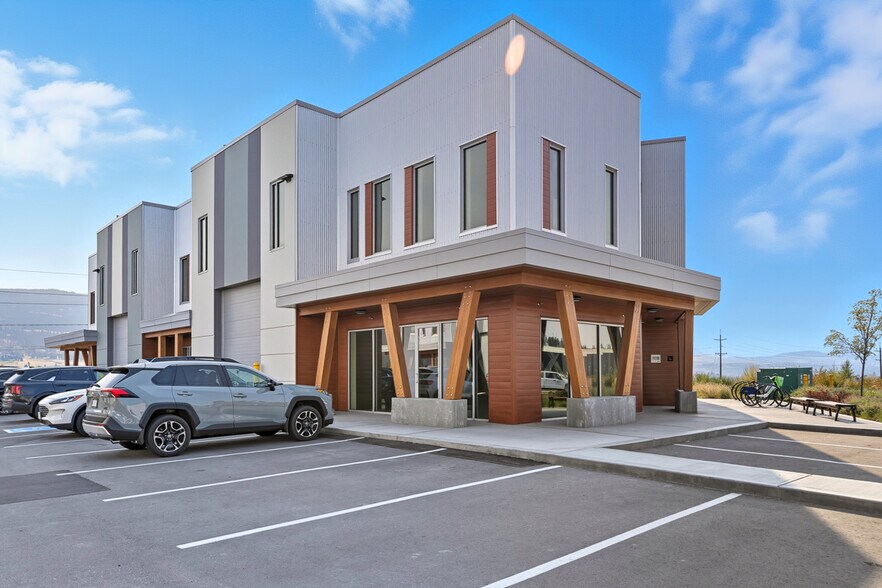 More Photos Of 2173 Optic Crt, Kelowna Industrial For Lease