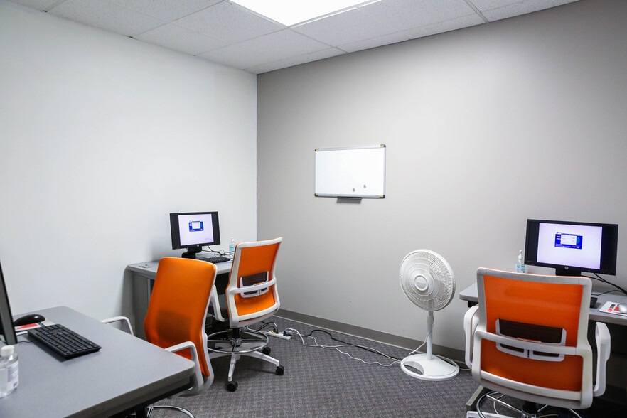 More Photos Of 626 Minnesota Ave, Kansas City Office For Lease