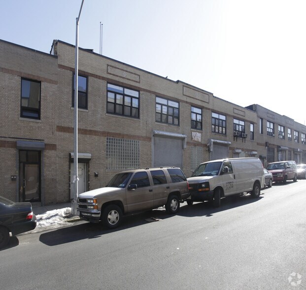 More Photos Of 47-31 35th St, Long Island City Warehouse For Lease