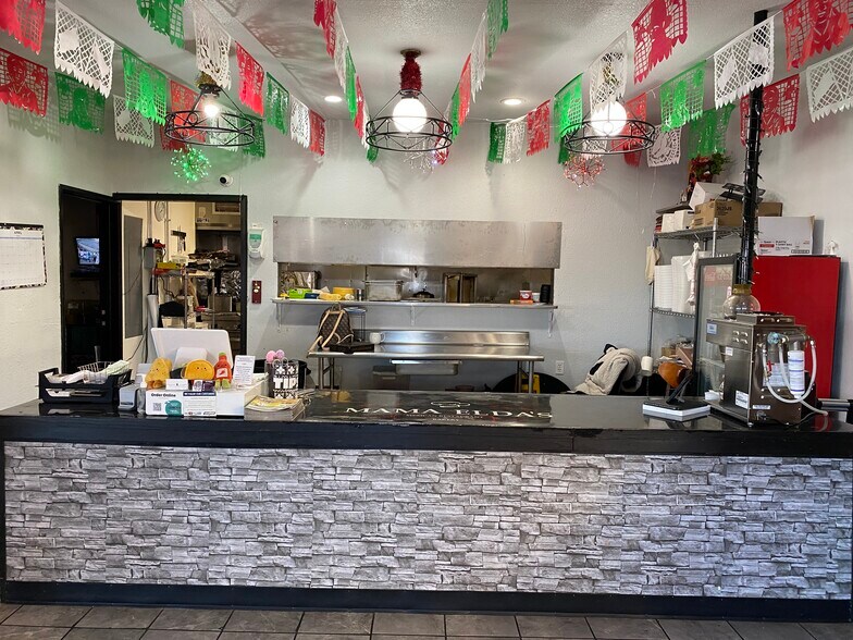 More Photos Of 1828 Plover Rd, Plover General Retail For Lease