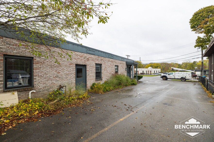 More Photos Of 37 Allens Creek Rd, Brighton Office For Lease