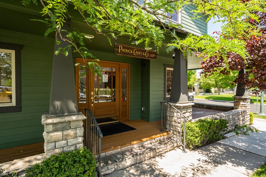 More Photos Of 796 SW Bradbury Way, Bend Office For Lease