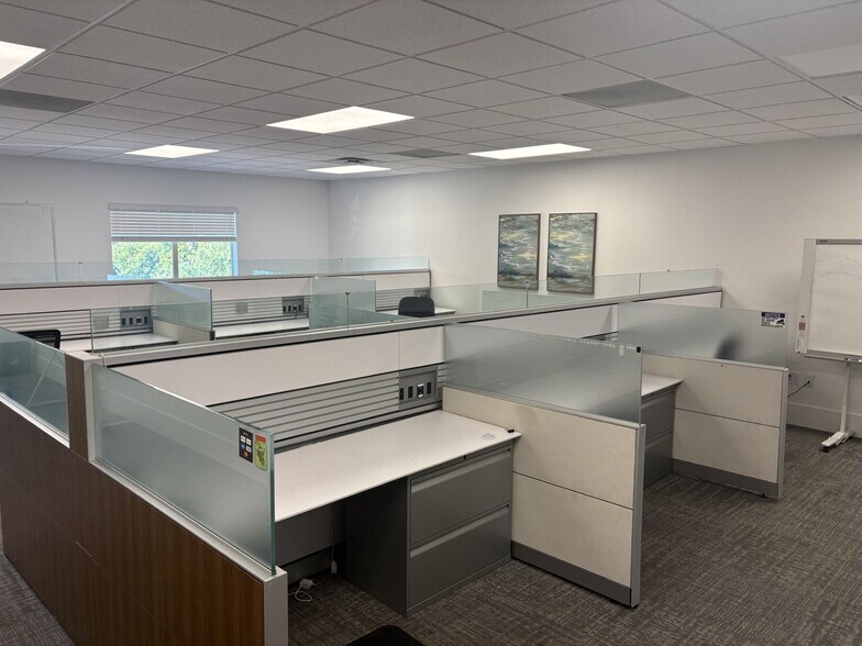 More Photos Of 272 W 200 N, Lindon Office For Lease