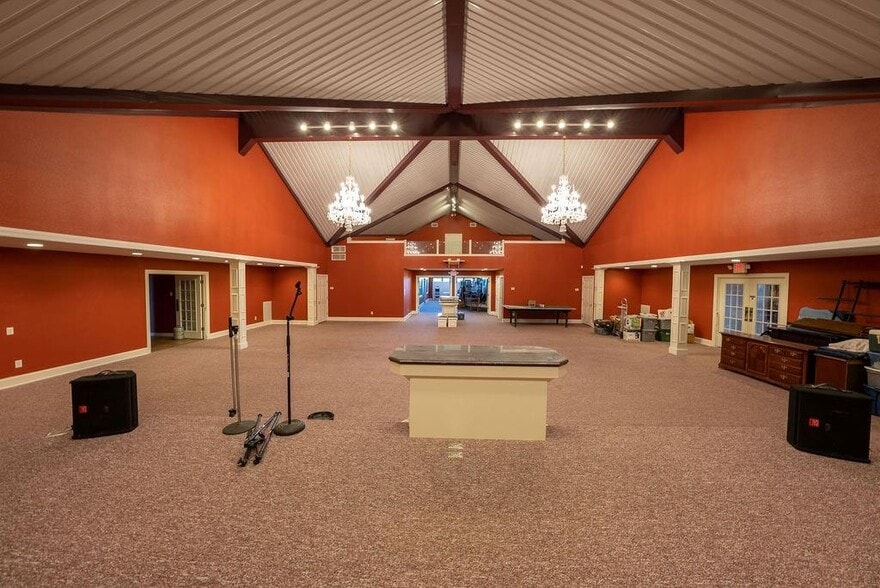 More Photos Of 12307 Highway 6, Iredell Religious Facility For Sale