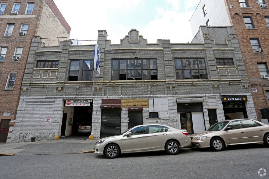 More Photos Of 554 W 174th St, New York Specialty For Sale