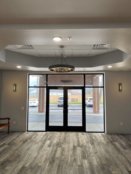 More Photos Of 115 Winwood Dr, Lebanon Office For Sale