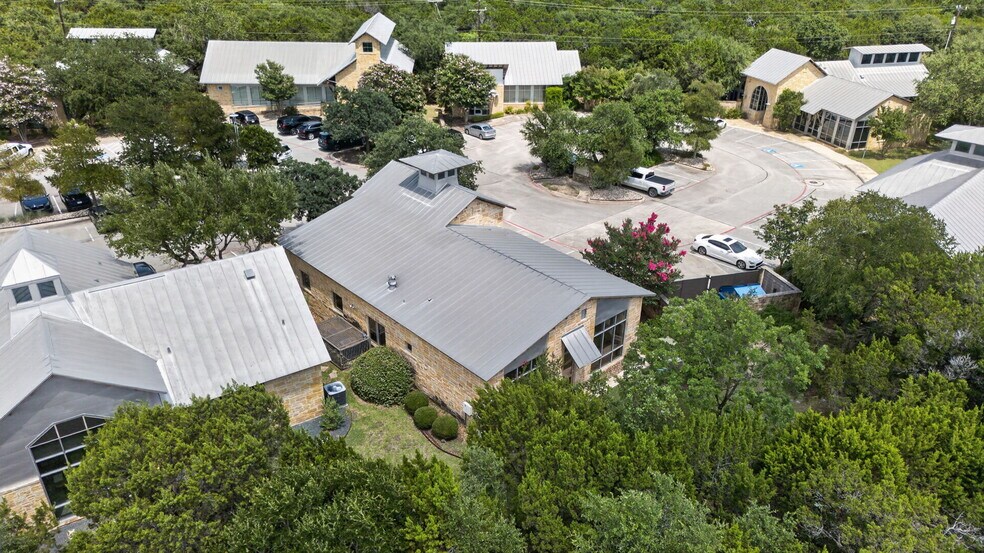 More Photos Of 16007 Via Shavano, San Antonio Office For Sale