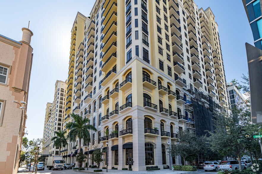 Primary Photo Of 701 S Olive Ave, West Palm Beach Office For Lease