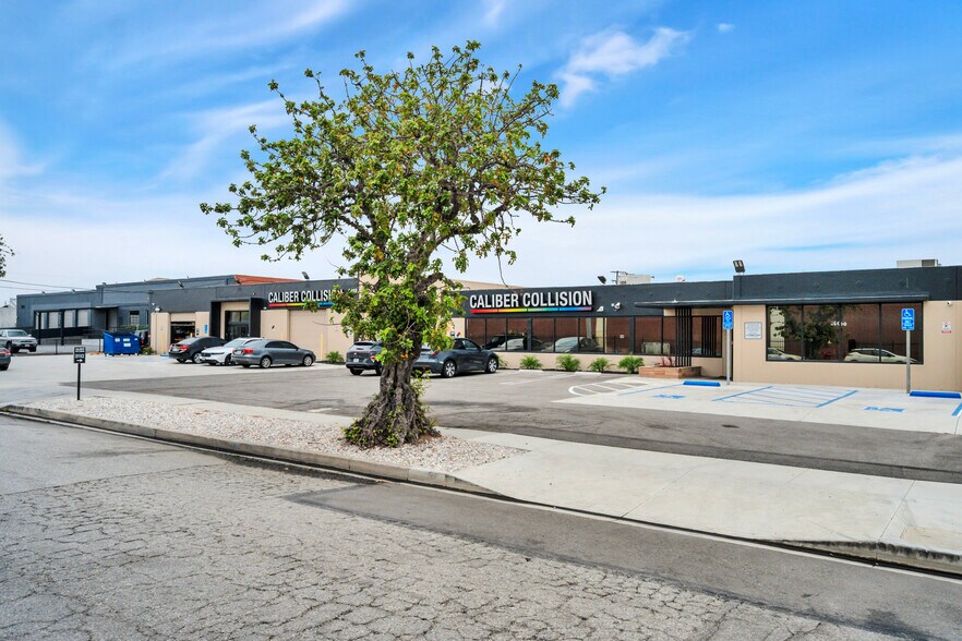More Photos Of , Los Angeles Industrial For Sale
