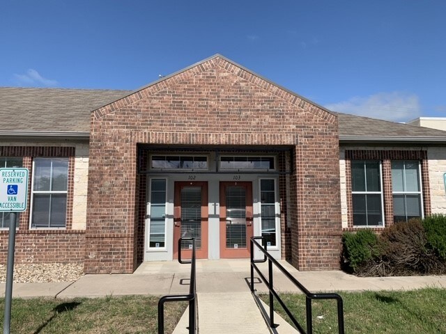 More Photos Of 5411 Williams Dr, Georgetown Office For Lease