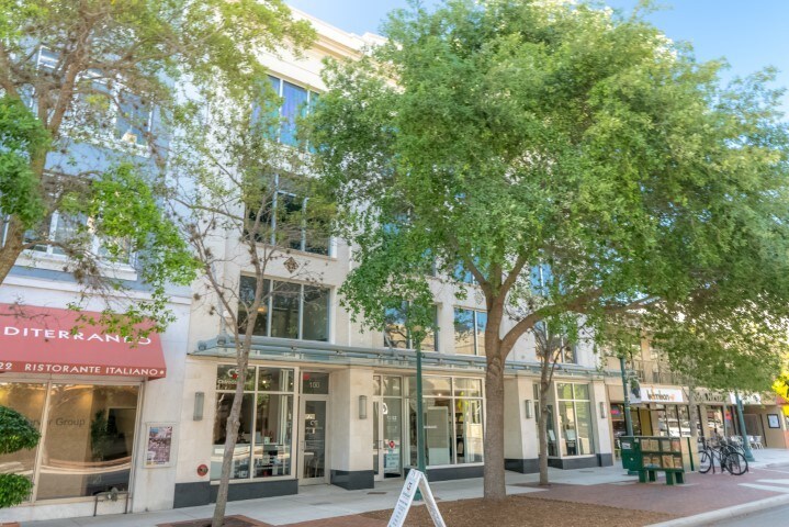 More Photos Of 1962 Main St, Sarasota Office For Sale