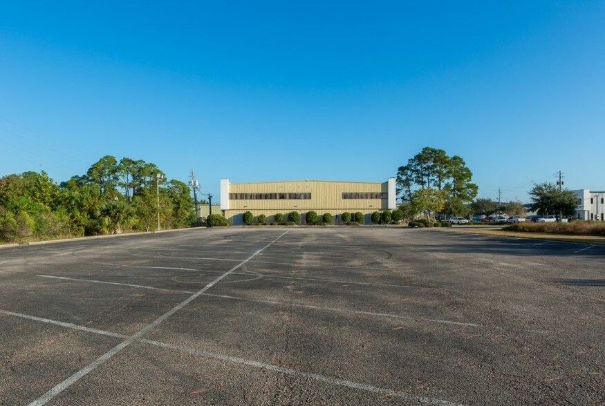 More Photos Of 634 Anchors St NW, Fort Walton Beach Office For Lease