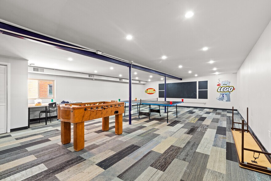 More Photos Of 2631-2641 Gravois Rd, Saint Louis Storefront Retail Office For Lease
