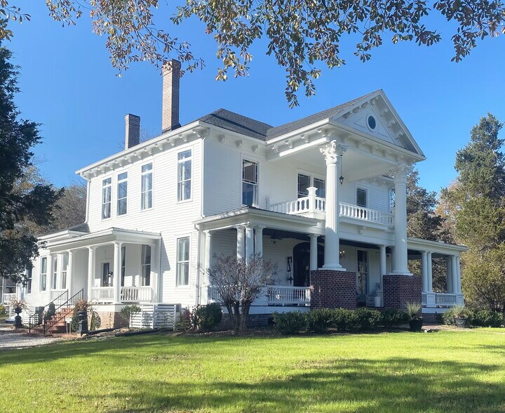 More Photos Of 118 Hwy 309 S, Byhalia Lodge Meeting Hall For Sale