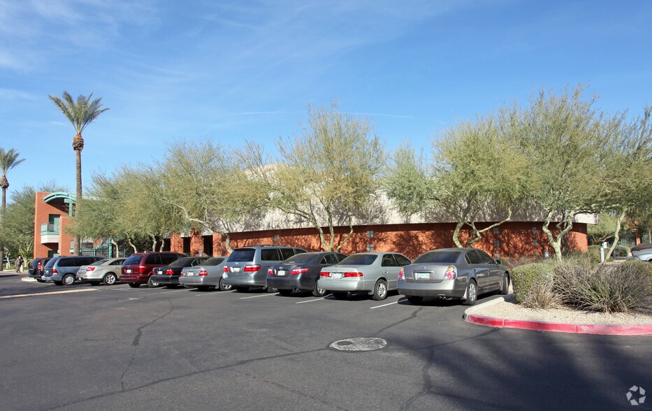 More Photos Of 18404 N Tatum Blvd, Phoenix Medical For Lease