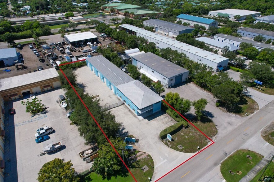 More Photos Of 3322 SE Gran Park Way, Stuart Warehouse For Sale