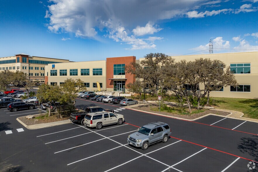 More Photos Of 2806 W Bitters Rd, San Antonio Office For Lease