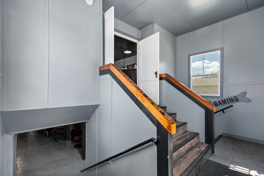 More Photos Of 206 W Spruce St, Gillespie Religious Facility For Sale