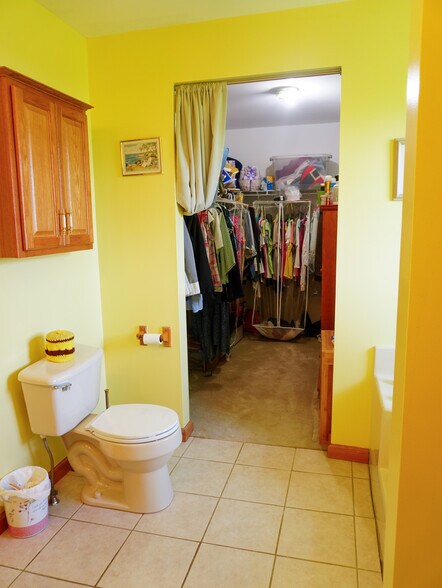 More Photos Of 110 Pennsgrove Pedricktown Rd, Pedricktown Service For Sale