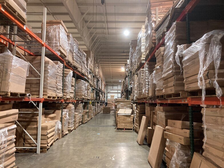 More Photos Of 40 Industrial Dr, North East Manufacturing For Lease