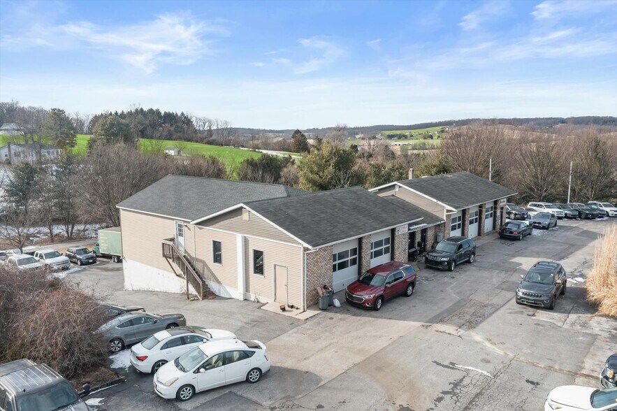 More Photos Of 4028 Hanover Pike, Manchester Auto Repair For Sale