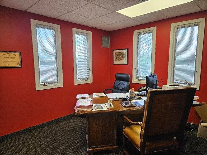 More Photos Of 3859-3871 Plaza Dr, Fairfax Office For Sale