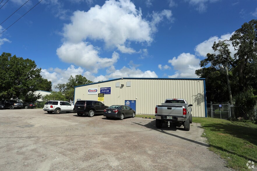 More Photos Of 4902 S 16th Ave, Tampa Warehouse For Lease