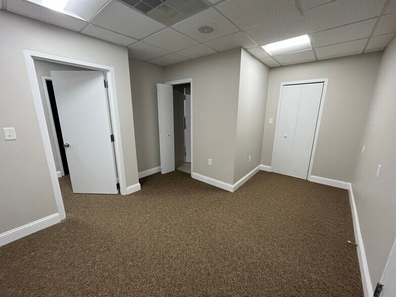 More Photos Of 225 Boston St, Lynn Medical For Lease