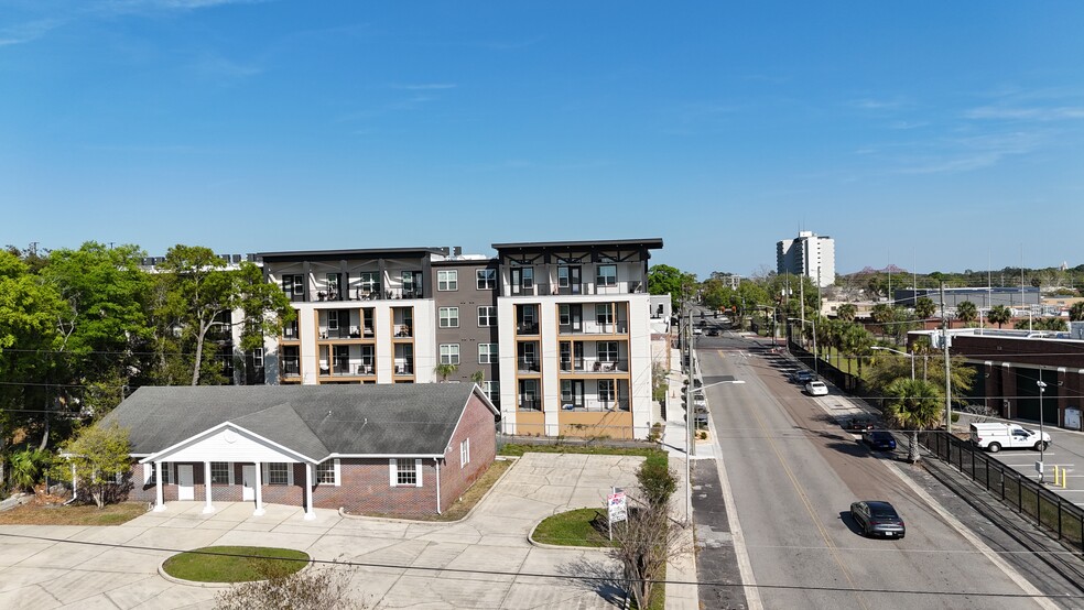 Primary Photo Of 1103 N Laura St, Jacksonville Medical For Lease