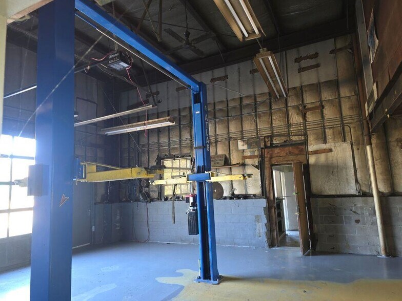 More Photos Of 4192 Vt Route 106, Perkinsville Industrial For Sale