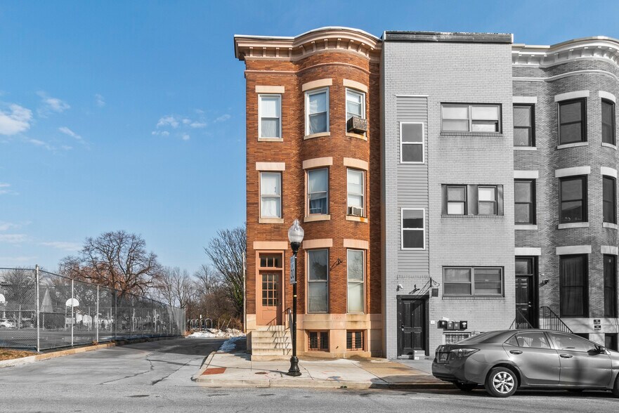 More Photos Of 2541 St Paul St, Baltimore Office For Sale