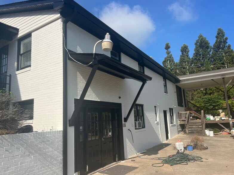 More Photos Of 1675 NW Old 41 Hwy, Marietta Service For Lease