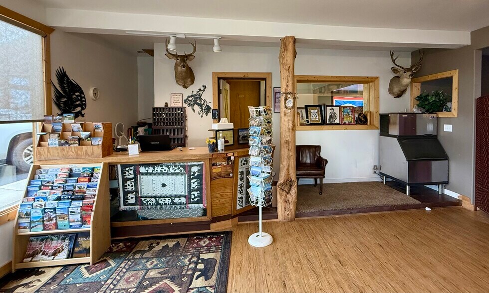 More Photos Of 244 W Yellowstone Ave, Cody Hotel For Sale